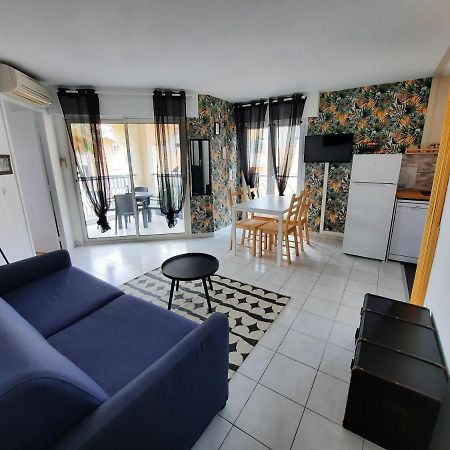 Coeur Marina Climatise Terrasse Parking Apartment Frejus Exterior photo