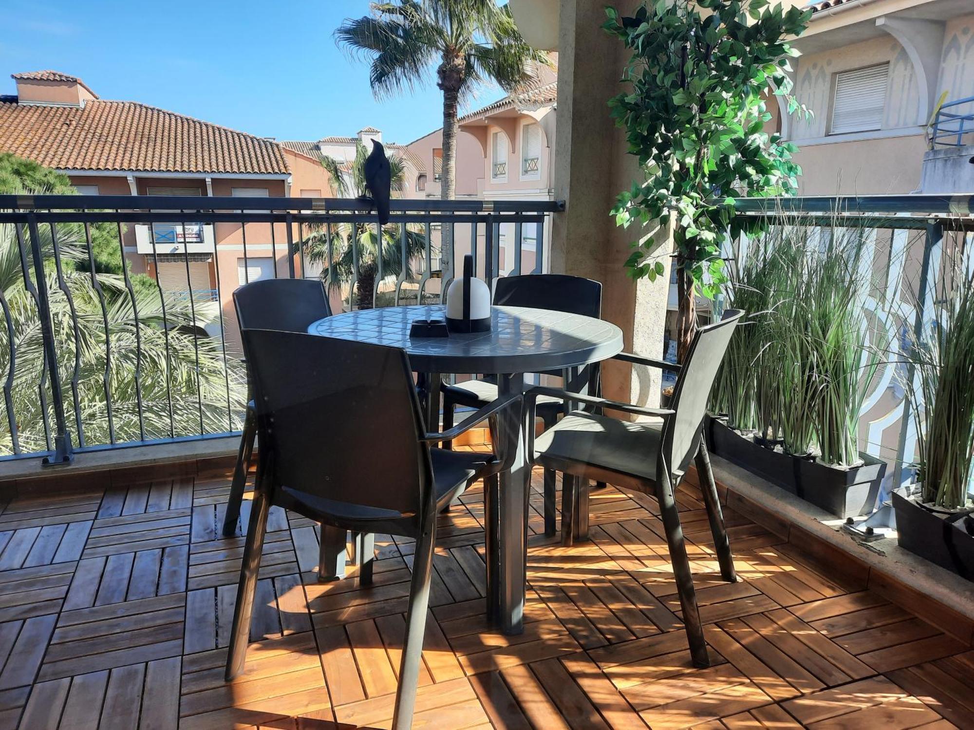 Coeur Marina Climatise Terrasse Parking Apartment Frejus Exterior photo